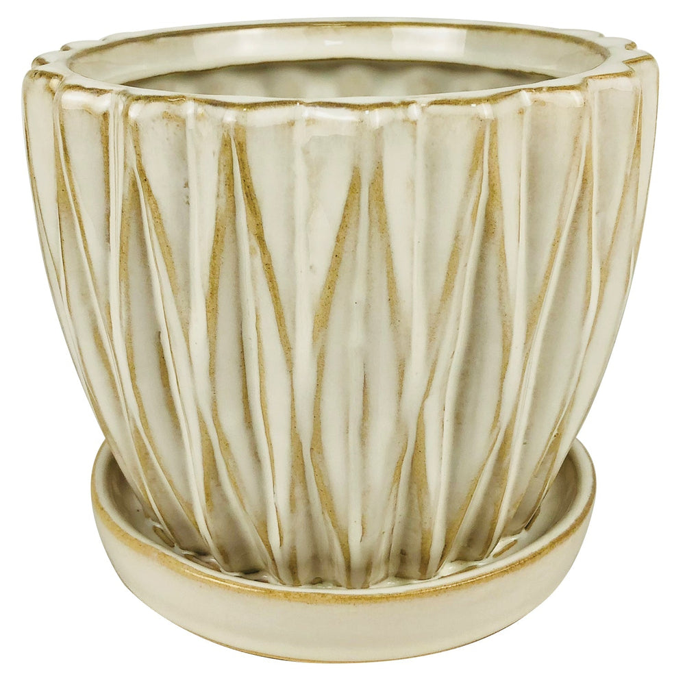 Dimensional Planter with Attached Saucer