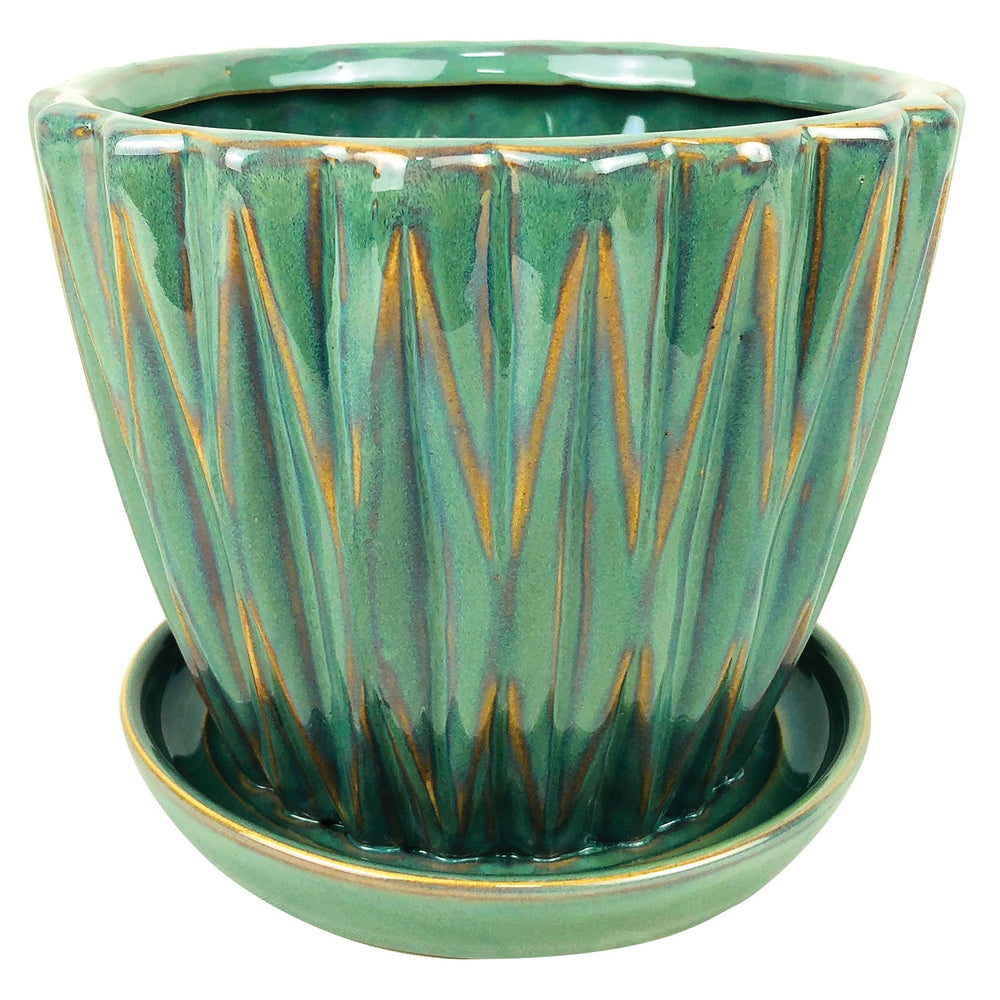 Dimensional Planter with Attached Saucer