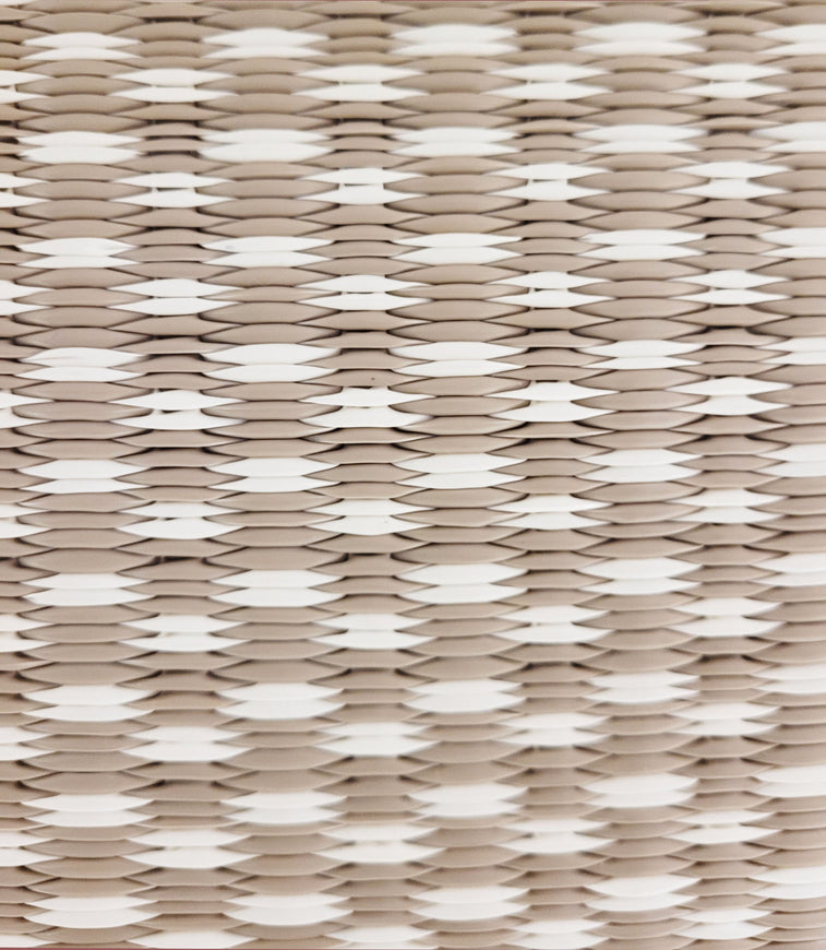 Basic Sand & White